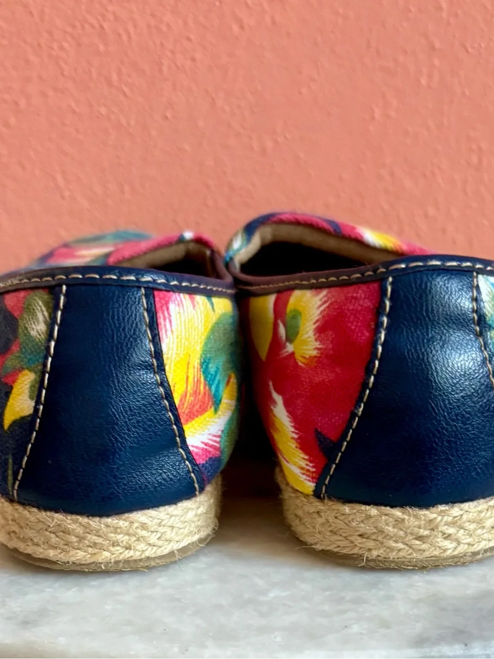 B.O.C Floral Canvas Espadrille Flats - Like New